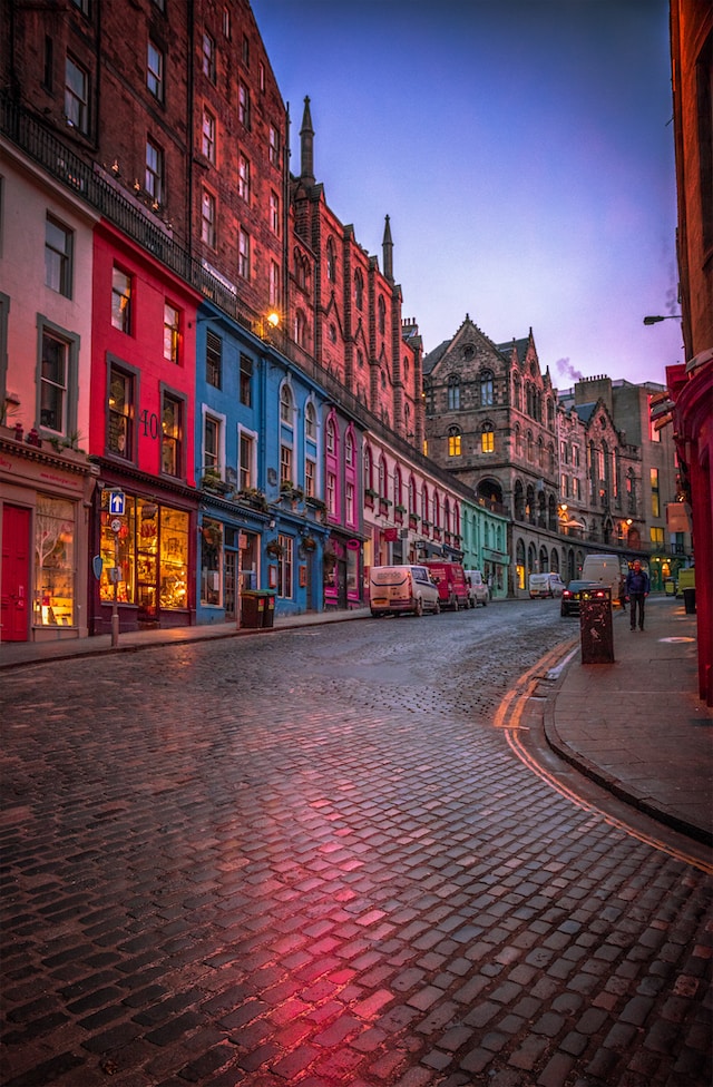 Green Shopping In Edinburgh: Your Comprehensive Guide To Sustainable Living - Photo by jim Divine on Unsplash